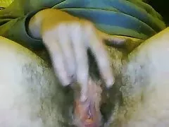 Волохаті кицьки Подруга мастурбувати 2