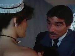 Мій покоївки має більш жорсткі піхву, ніж мій секретар