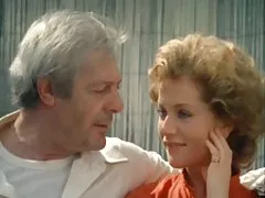 Ізабель Юппер повний червоний Буша