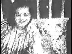 Старий таймер чуттєвого роздягається отримати сиськи натиснута то користується давати голову