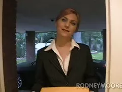 Волохаті кицьки Моллі поні з Родні Мур