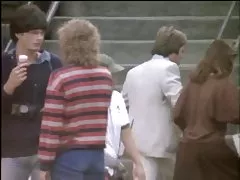 Флік старої школи.