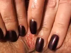 Крупним планом руб і граючи з волохаті кицьки