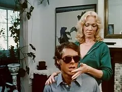 Масло краще петлями