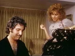 Класичний весело фортепіано