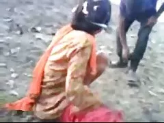 Сексуальна Індійська gf має жорсткий ебать з її bf на відкритому повітрі